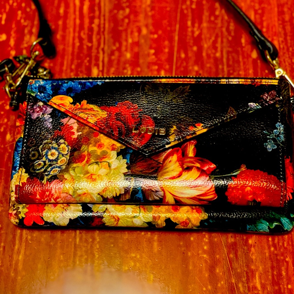 Lodis floral cross body
